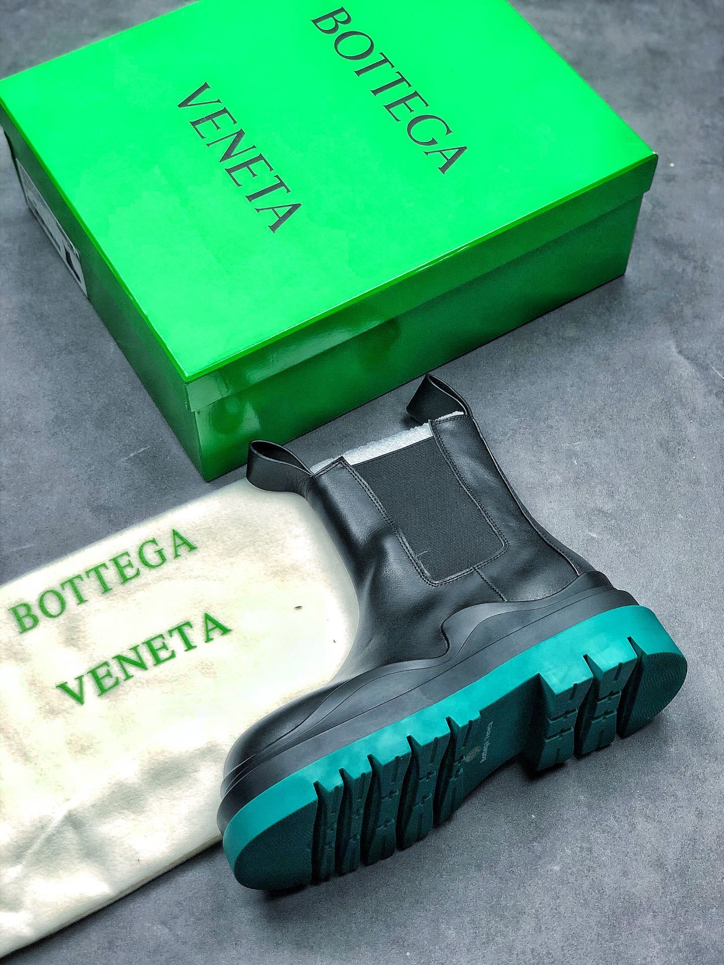 Bottega Veneta