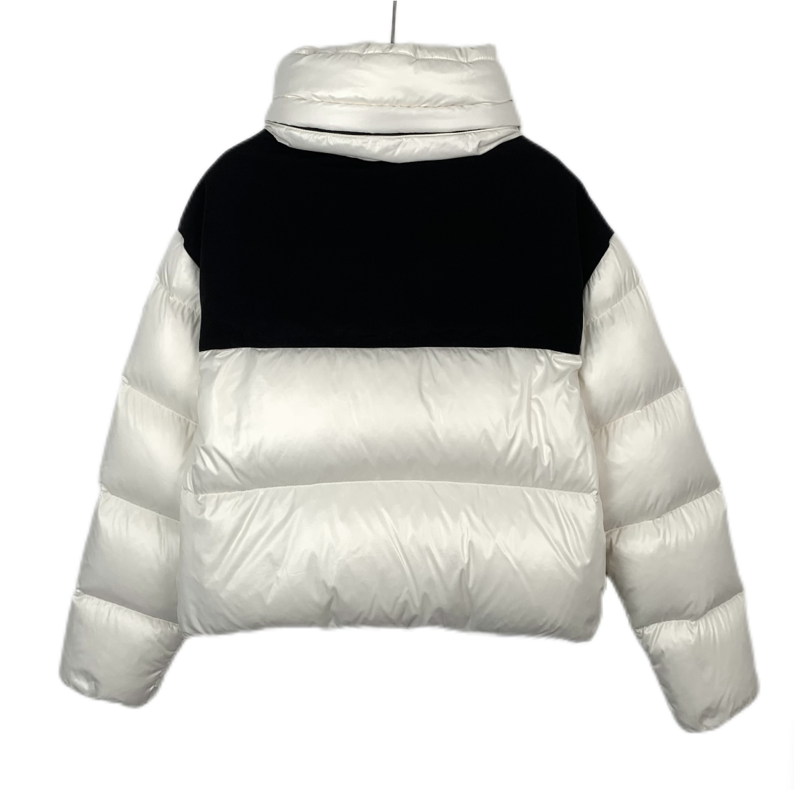 Moncler Nil Series Black & White Patch Logo Down Jacket with Zipper Closure