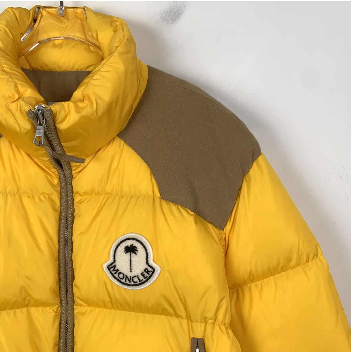 Moncler x Palm Angels Collaboration Yellow Logo-Appliqué Stand Collar Zip Puffer Jacke