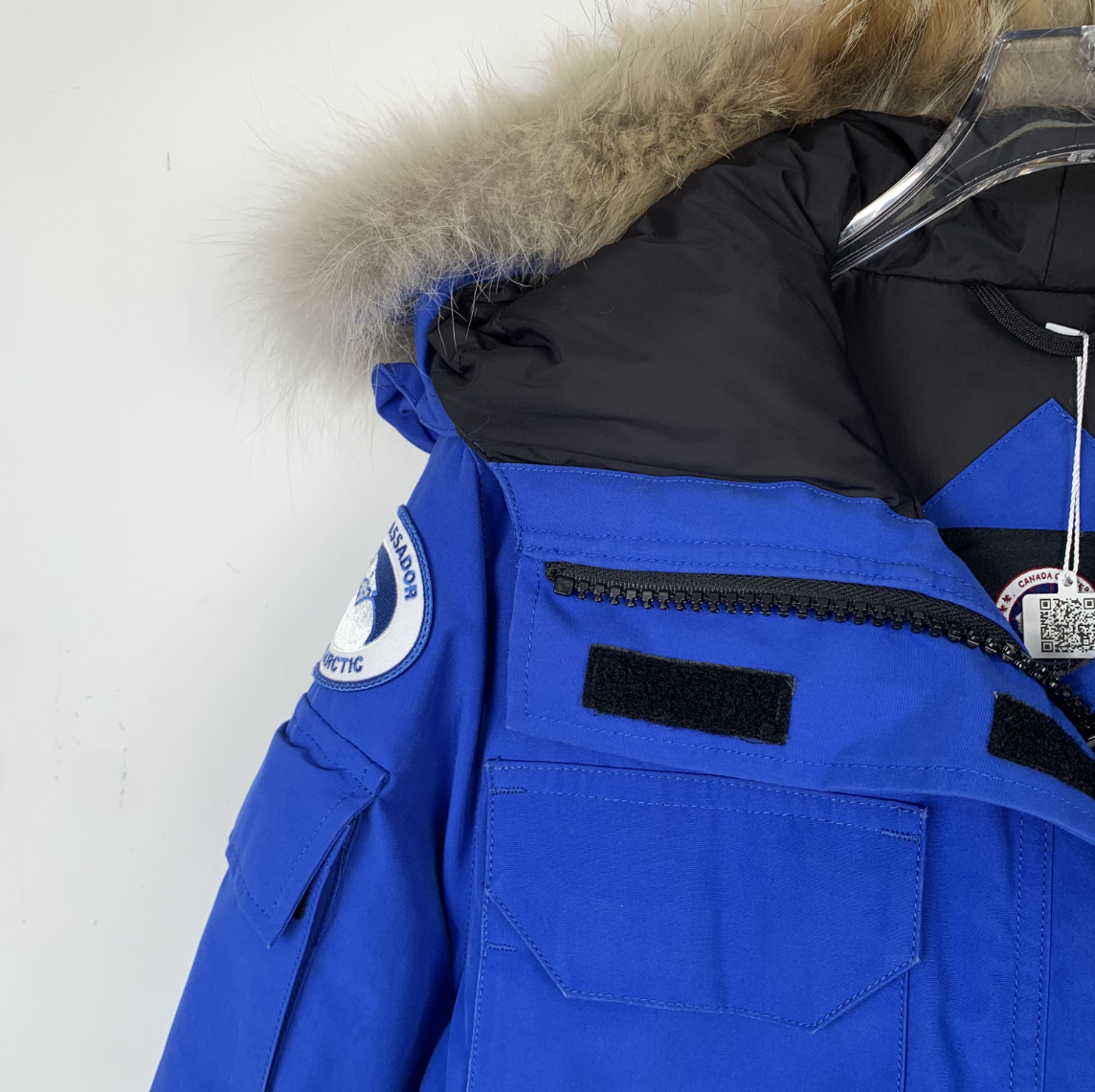 Canada Goose Blue Hooded Down Jacket with Logo Patch and Multiple Pockets