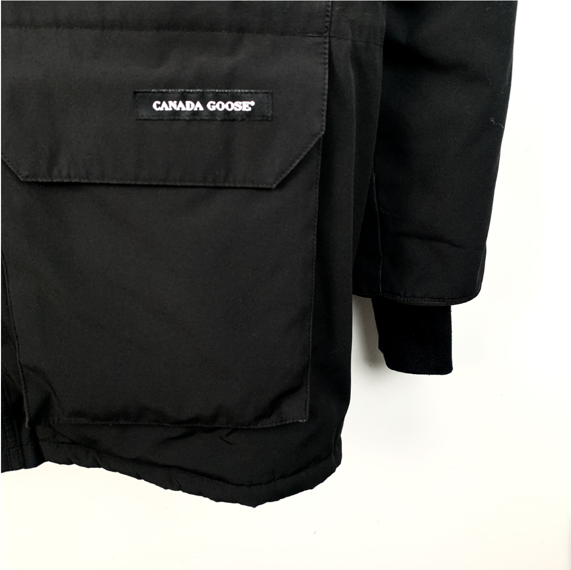 Canada Goose Expedition Series Black Logo-Patch Hooded Down Parka