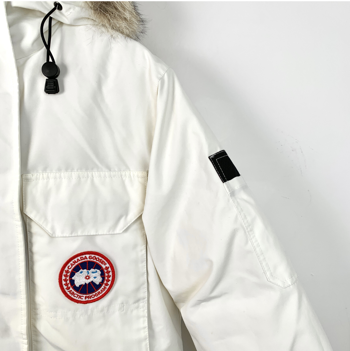 Canada Goose Expedition Series WhiteHooded Down Jacket