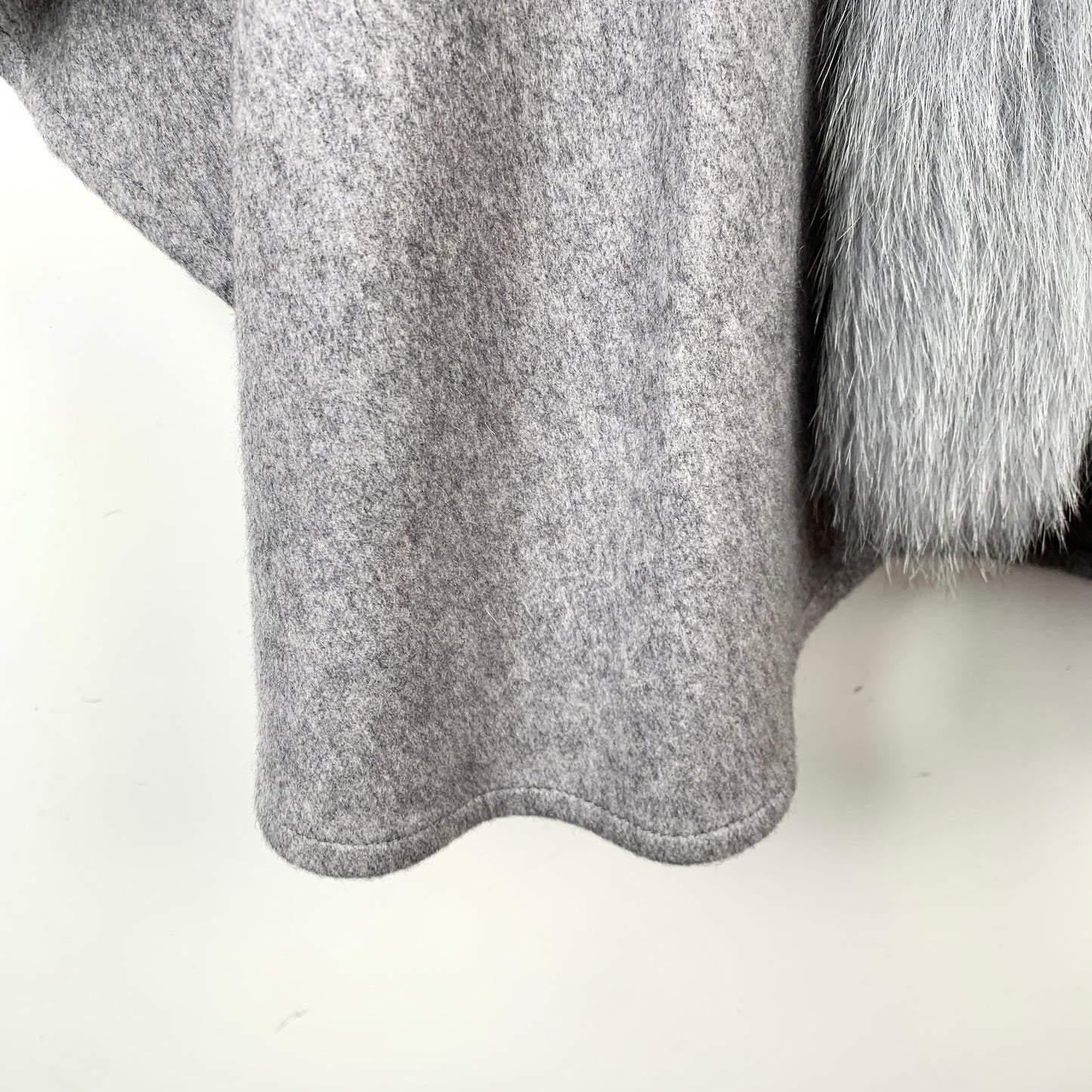 Maxmara Gray Cashmere Cape Coat with Fur Collar