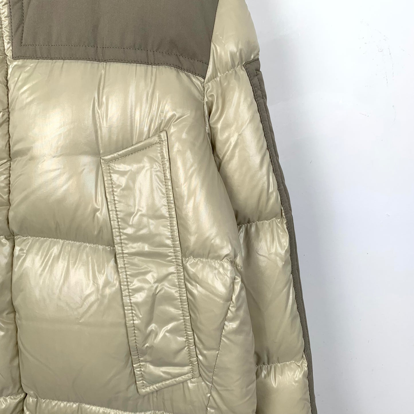 Moncler Frey Series Colorblock Glossy Down Jacket with Fur Trim Hood