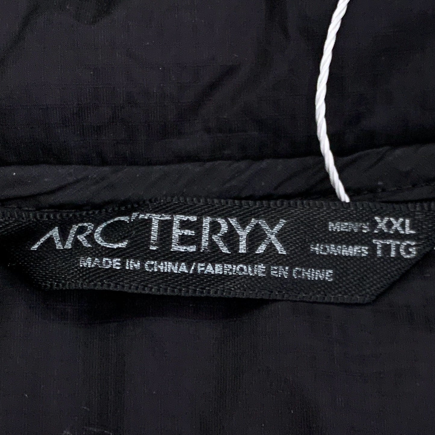 ARC'TERYX black hooded down jacket with embroidered logo and zipper closure