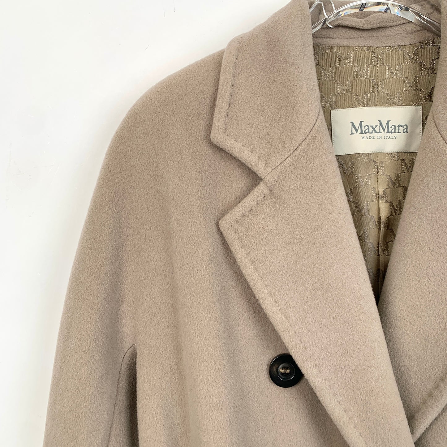 MaxMara 101801 Beige Double-Breasted Coat