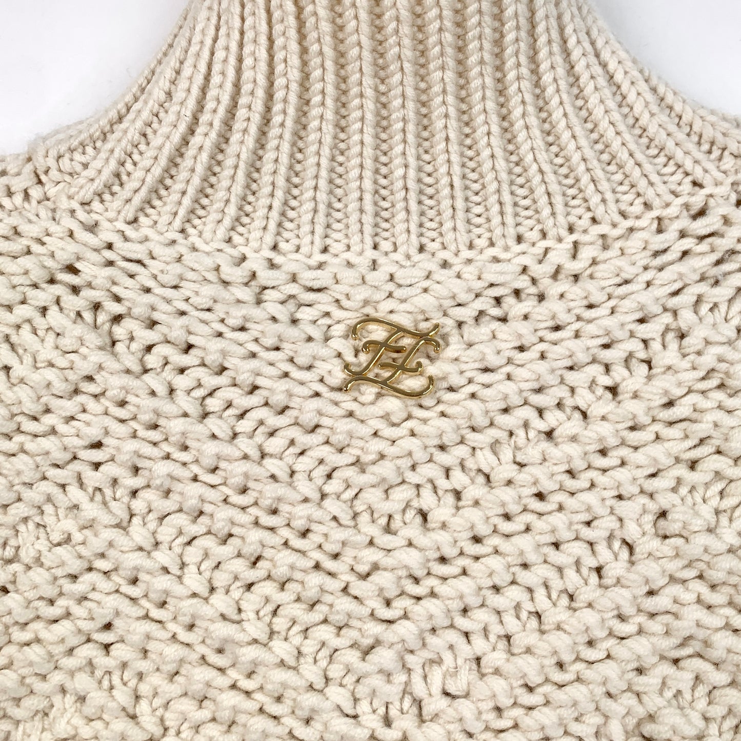 Fendi Beige Logo Wool Cropped Knit Sweater