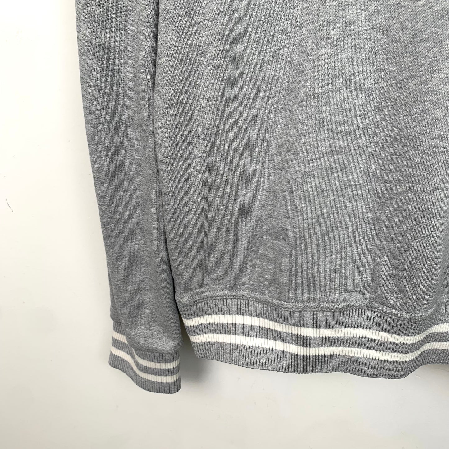 Burberry Gray Cotton Crewneck Long-Sleeve Sweater