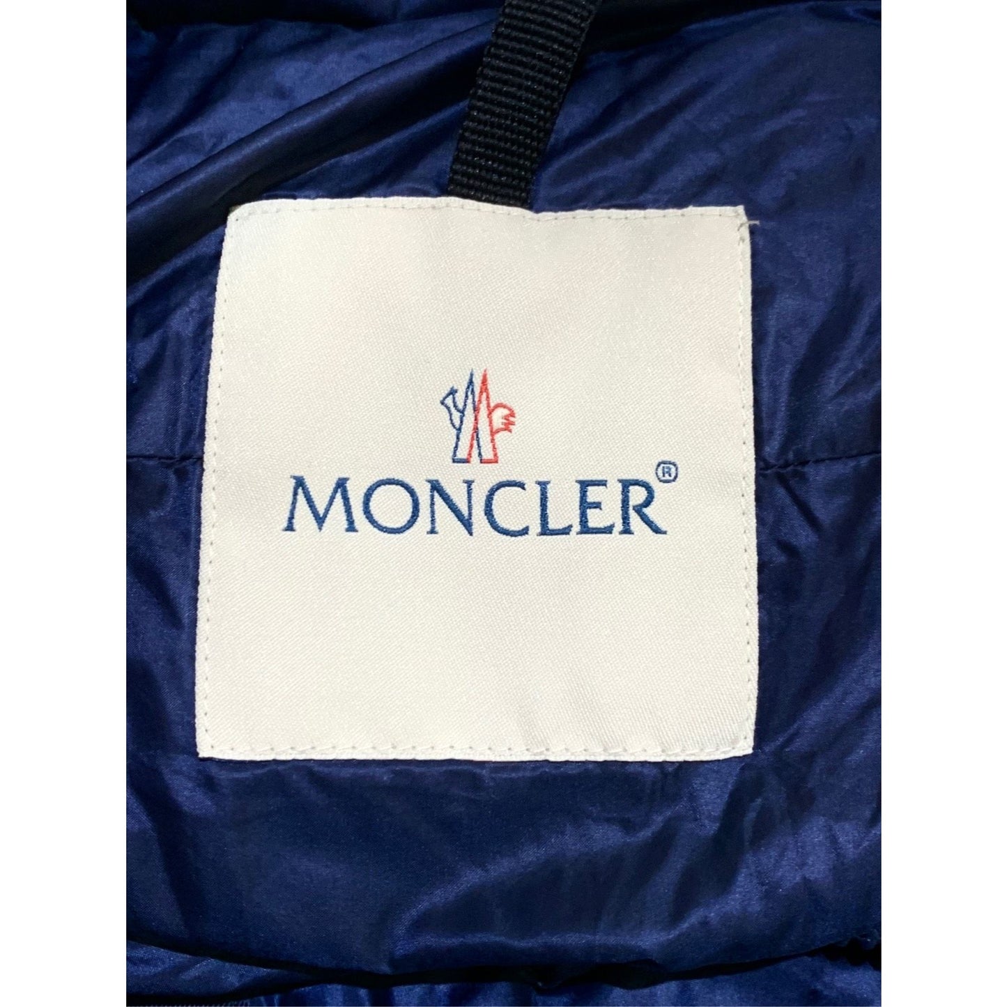 Moncler Womens Navy Blue Quilted Down Jacket With Stand Collar & Full Zipper Closure