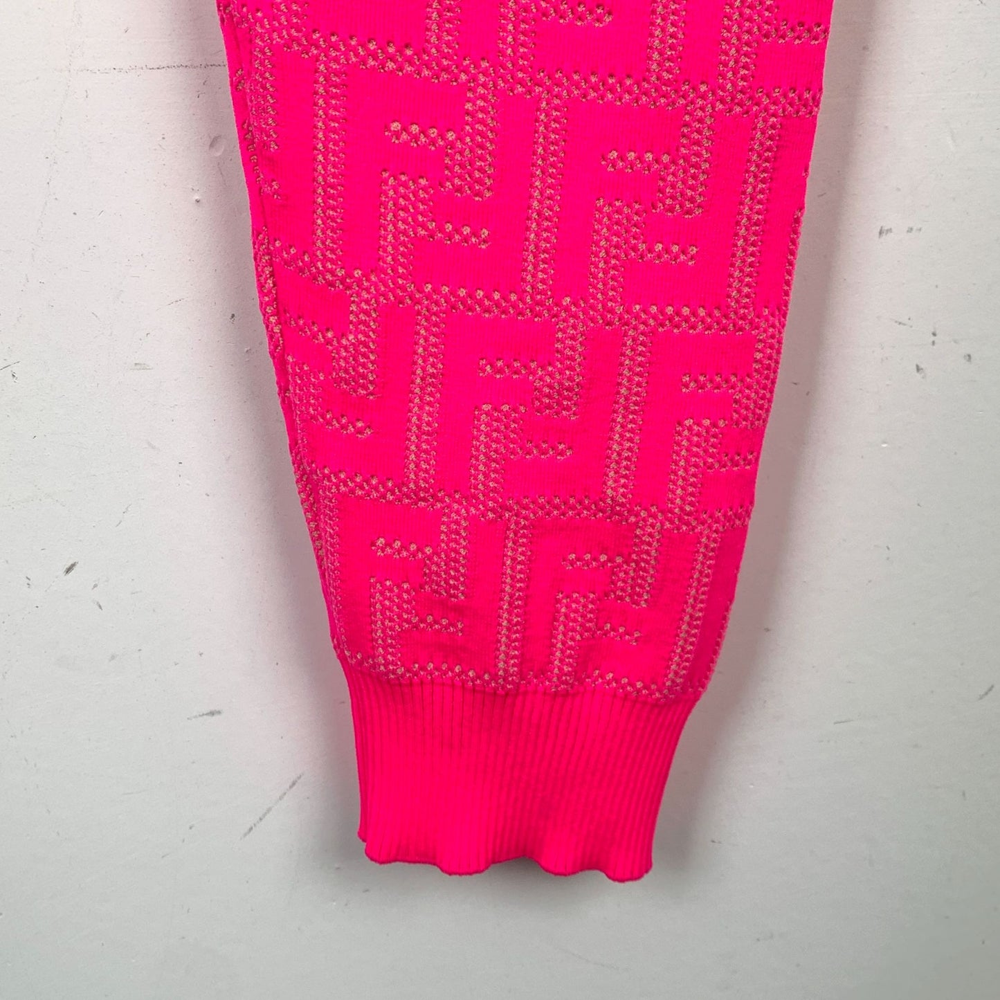 Fendi Pink Logo Monogram Knit Jogger Pants (Size M)