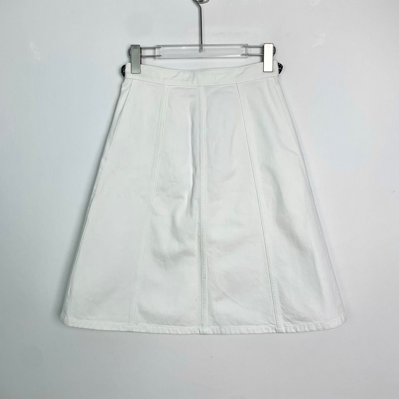 Louis Vuitton Paris White A-Line Buttoned Skirt With Pleats & Polka Dot Accents Size 34 Made In Italy