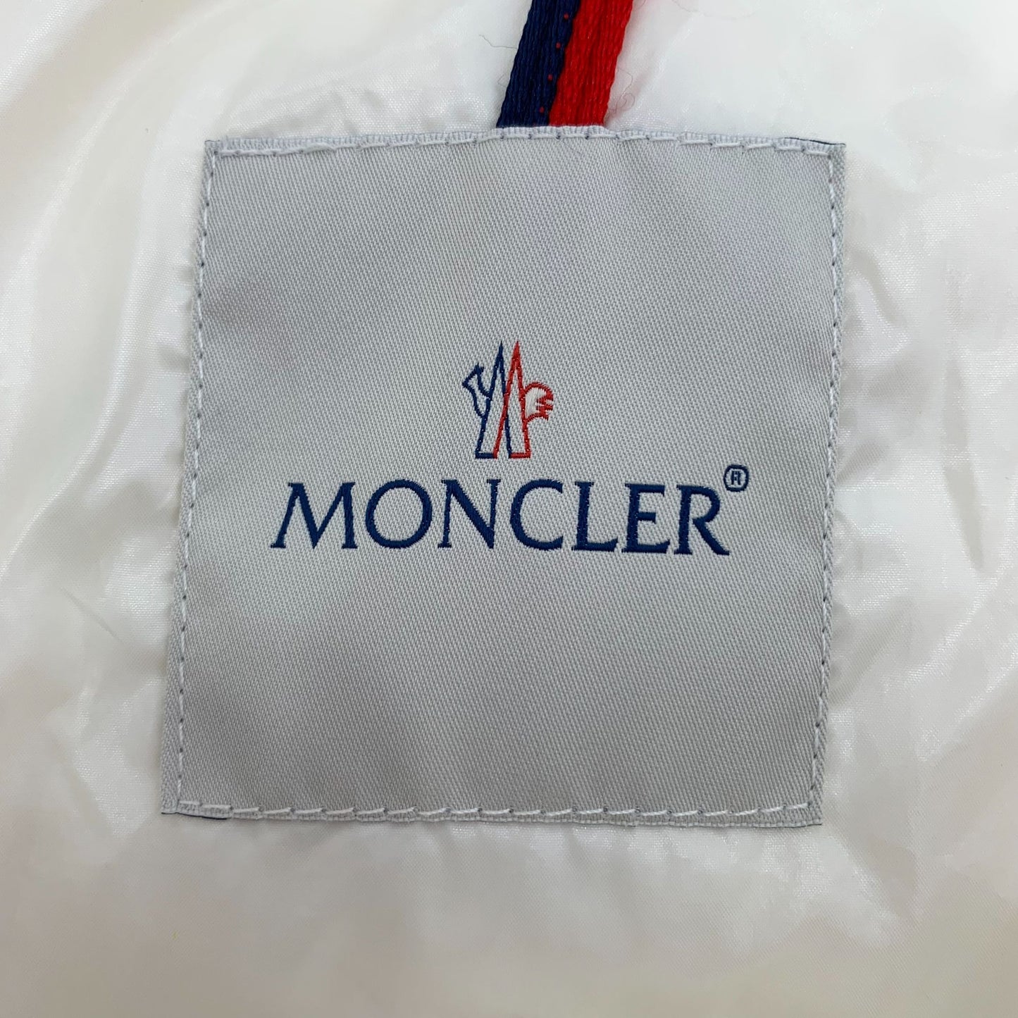 Moncler Bady White Quilted Down Jacket (Size S)