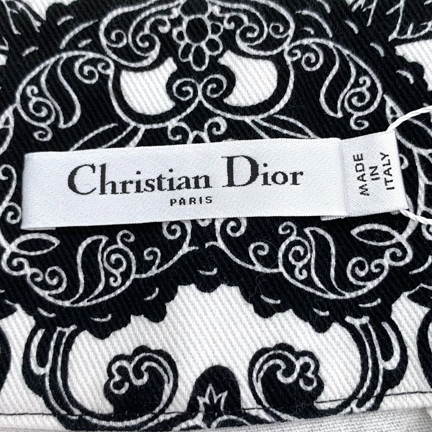 Dior Black & White Patterned Cotton Casual Shorts (Size 44)