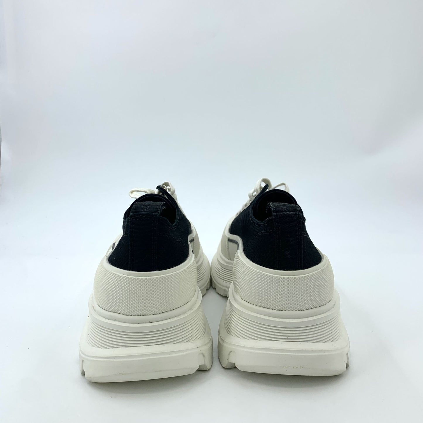 Alexander McQueen White & Black Thick Sole Lace-Up Sneakers (Size 42)