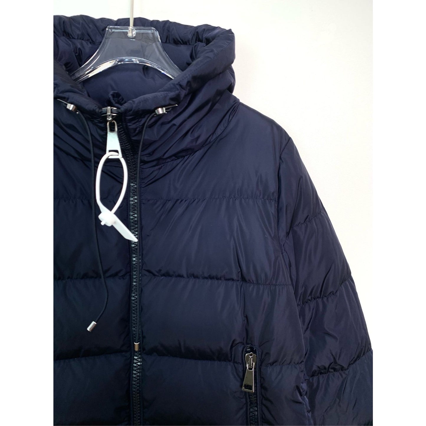 Moncler Womens Quilted Down Jacket With Stand-Up Collar & Zipper Navy Size 2 With Dust Bag