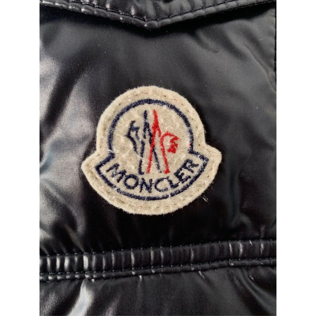 Moncler Womens Moka Long Hooded Down Jacket Quilted Puffer Style Size 00 Black Slim Fit Zipper Closure