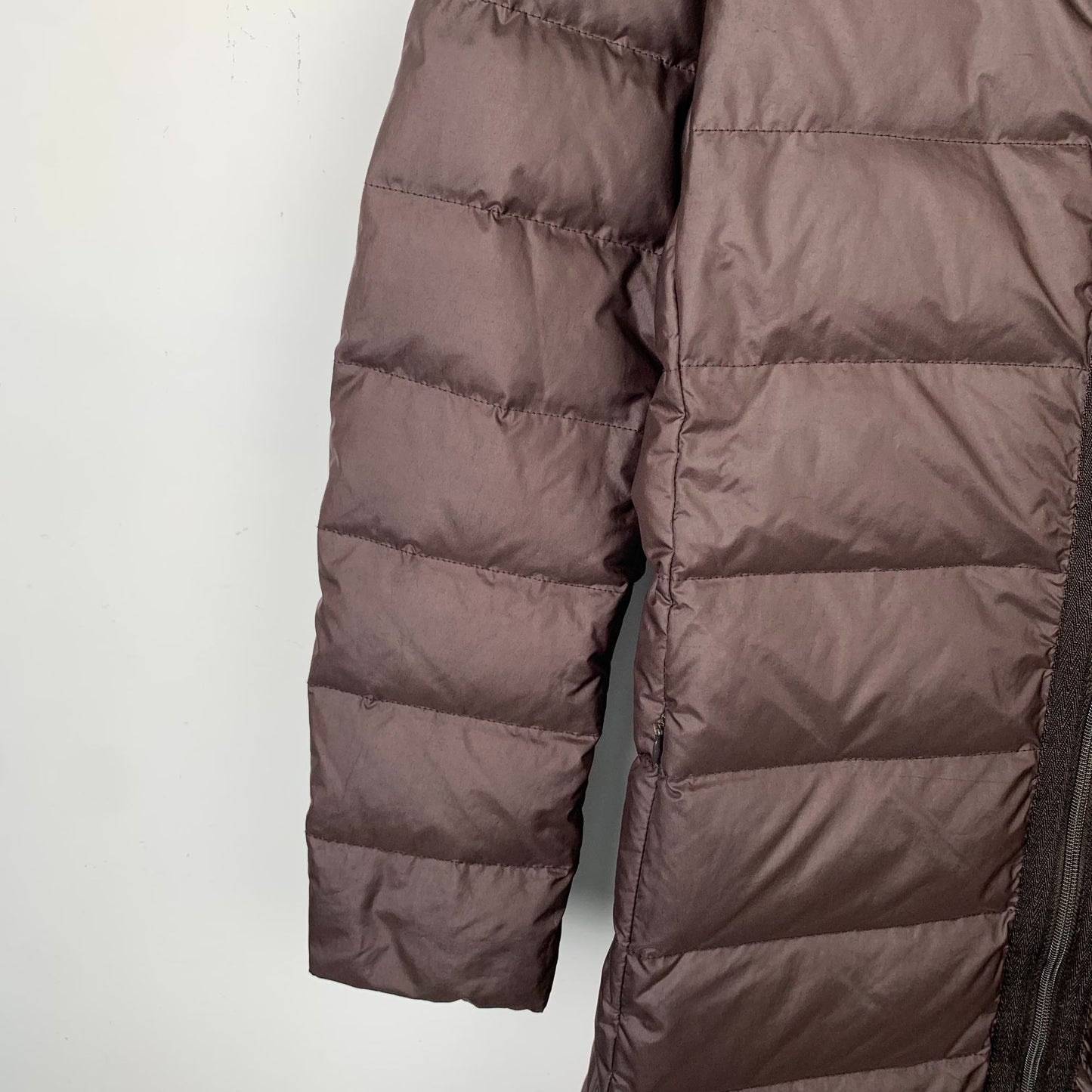 Moncler Dark Brown Hooded Down Jacket With Fur Trim & Zipper Closure Size M