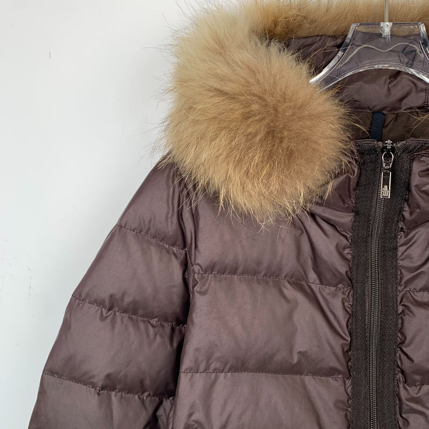 Moncler Dark Brown Hooded Down Jacket With Fur Trim & Zipper Closure Size M