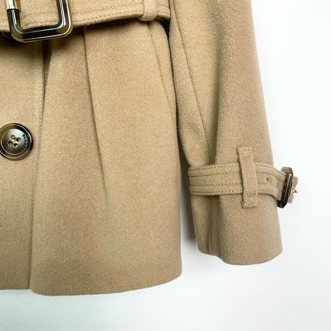 Burberry London Womens Double-Breasted Wool & Cashmere Coat With Fur Collar & Belt - Size 38 / US 6